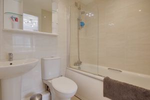 Bedroom One (En-Suite)- click for photo gallery